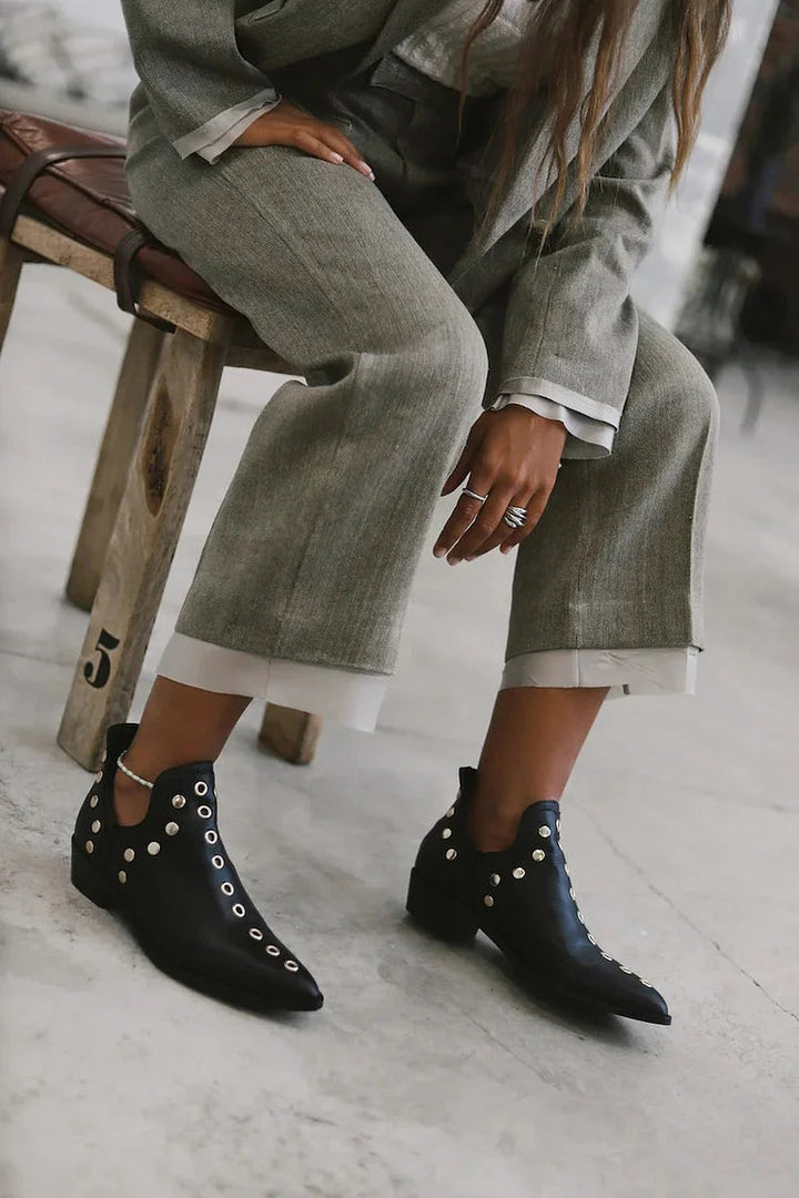 Sara| Studded Pointed Boots