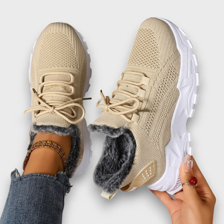 Celia | Cozy Lace-Up Winter Sneakers